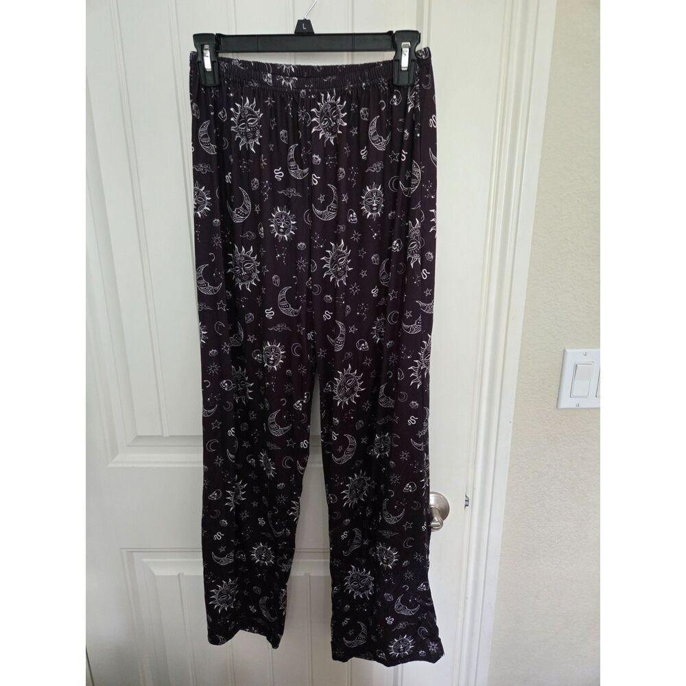 Romwe Women’s Size L Black Celestial Sun Moon Stars Skull Print Wide Leg Pants